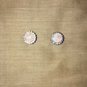 Size zero white opal with glitter plugs gauges